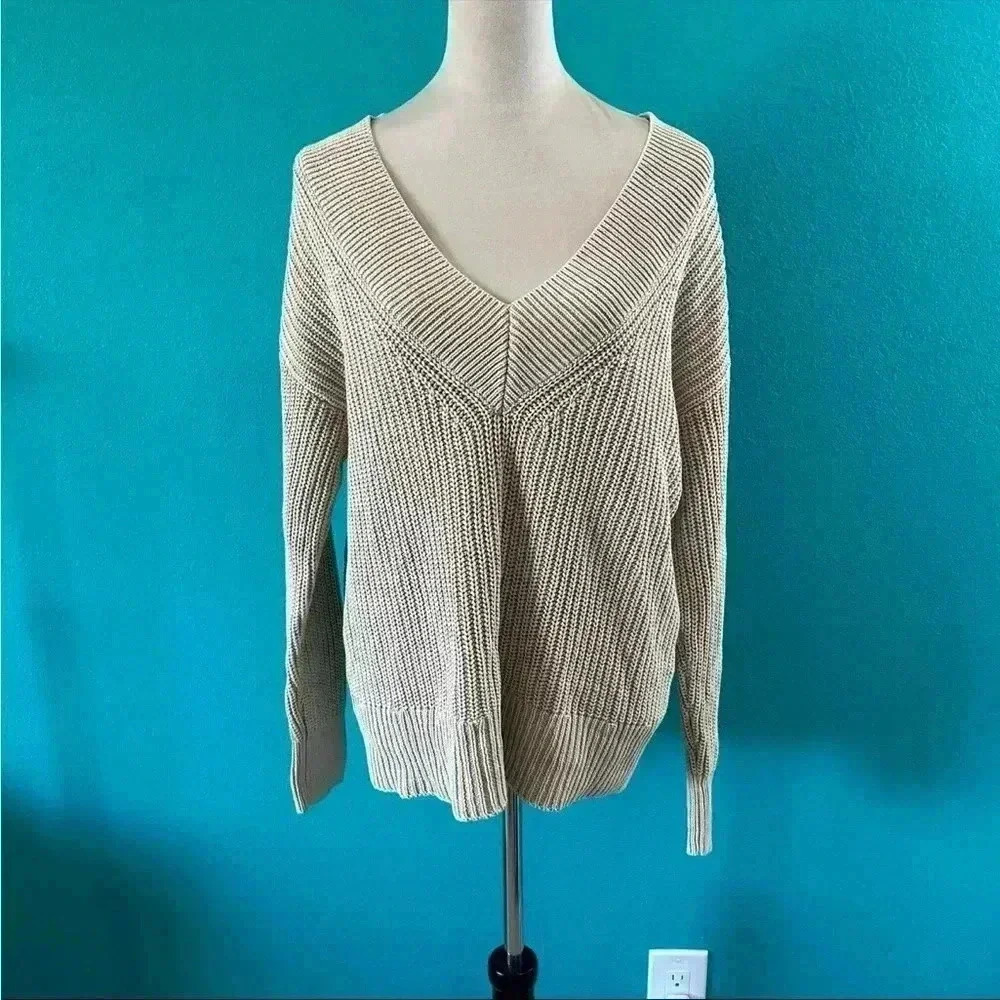 New with tags aerie tan beige chunky knit thick heavy weight oversized sweater
